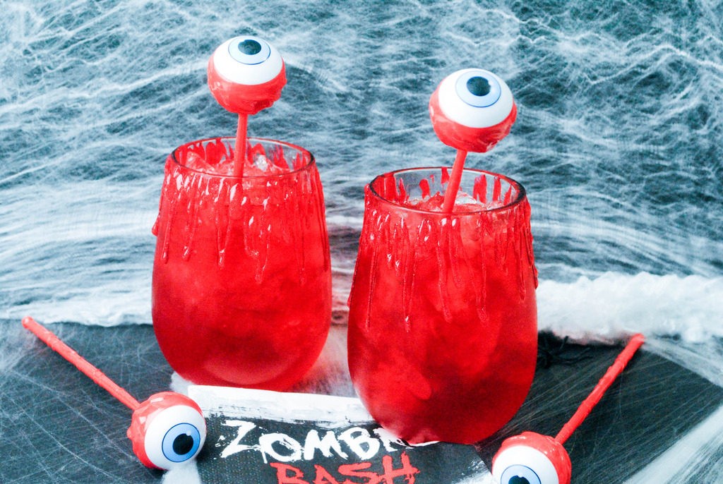 When you’re looking to throw the ultimate spooky fete you can’t serve just any old bag of chips. These 18 wicked drinks and savory treats are perfect!