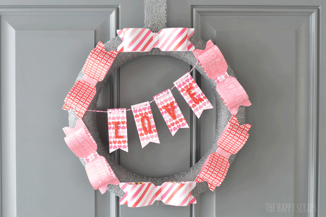 Dress up your door with a fun wreath! Whether your style is pink and girly or neutral and clean, here are 9 DIY Valentine Wreaths to inspire you!
