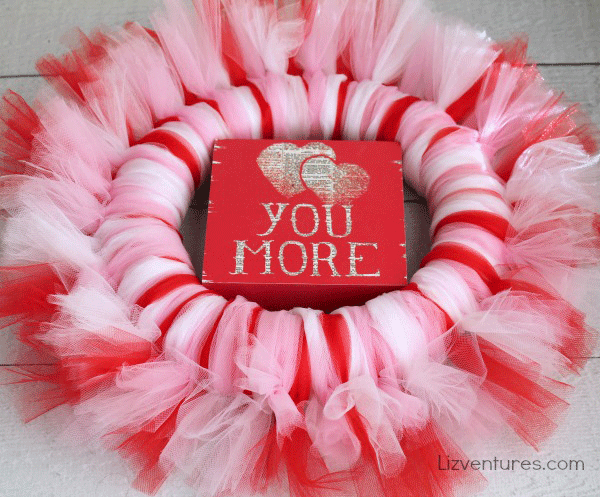 Dress up your door with a fun wreath! Whether your style is pink and girly or neutral and clean, here are 9 DIY Valentine Wreaths to inspire you!