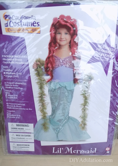 If you are looking for a fantastic group costume then these pirates and mermaid sibling costumes are it. + Get the easy face paint tutorials that correspond! #ad