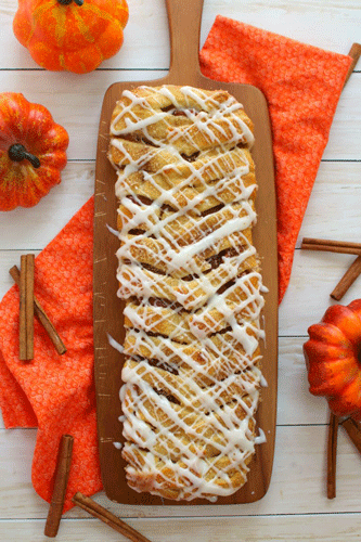 Today let's focus on the sweeter side of things! These 12 pumpkin recipes to try right now will have you doing a happy dance for sure!