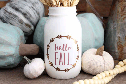 These 8 easy jar crafts for Halloween and fall prove that creativity and ingenuity go hand-in-hand. They will make you think, “Omgosh, that is so clever!” 