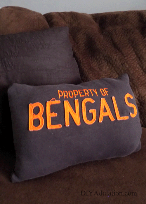 Super Bowl still brings out the creative football spirit even when your team isn’t in the game. This DIY upcycled Bengals throw pillow is easy to make and easy to customize to your favorite team.