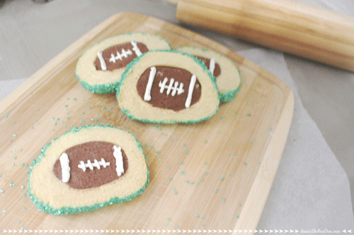 Whether you keep your celebration small or go all out for a big party, these game day food and games ideas will make it easier. Spend less time getting preparing and more time enjoying the game.