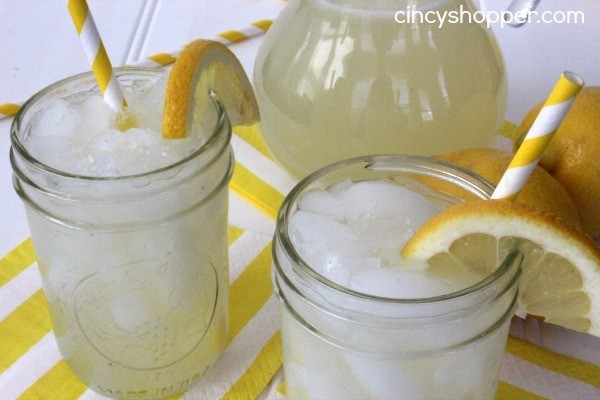 Lemonade in mason jars with paper straws