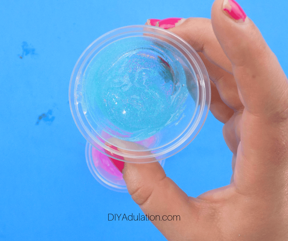 Teal Body Glitter Gel in Small Cup