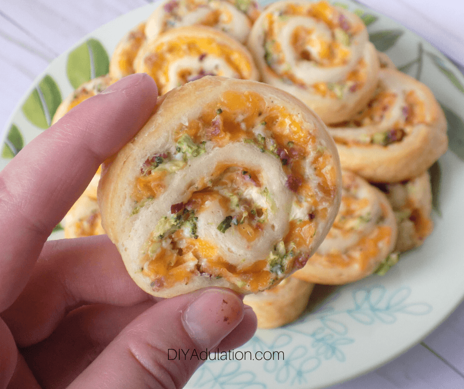 Cheddar Bacon and Broccoli Pinwheels DIY Adulation